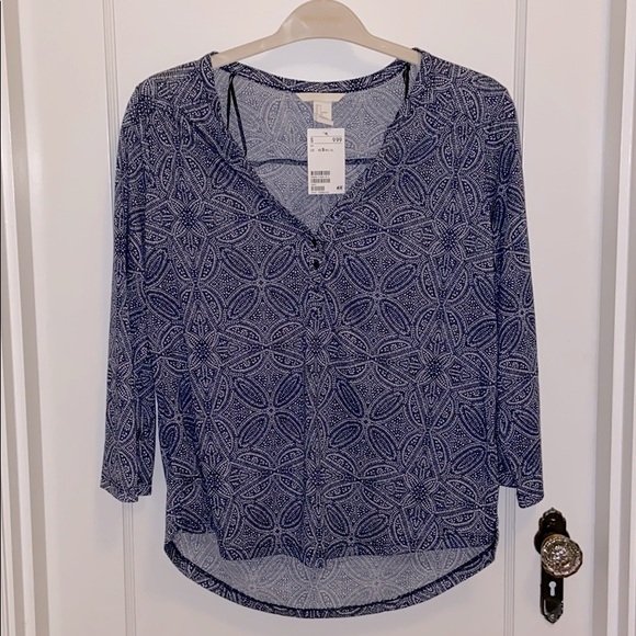 H&M | V-neck Blouse - Picture 1 of 3